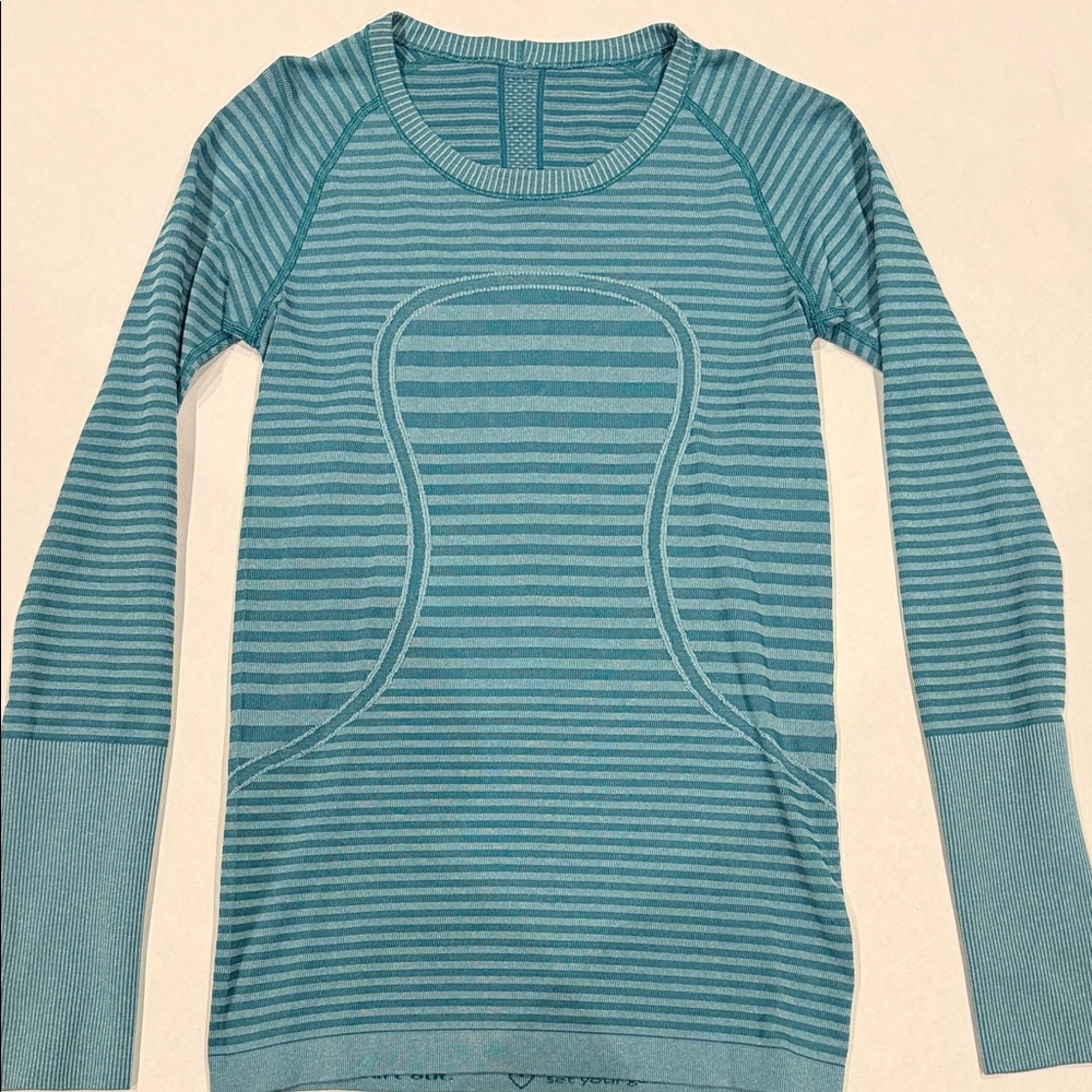 lululemon athletica Blue Stripped Swiftly Tech Long Sleeve